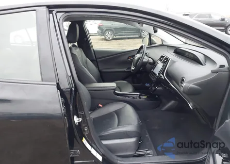 2022 Toyota Prius Nightshade Edition Awd-E z USA, uszkodzony, nr VIN JTDL9MFU3N3034444